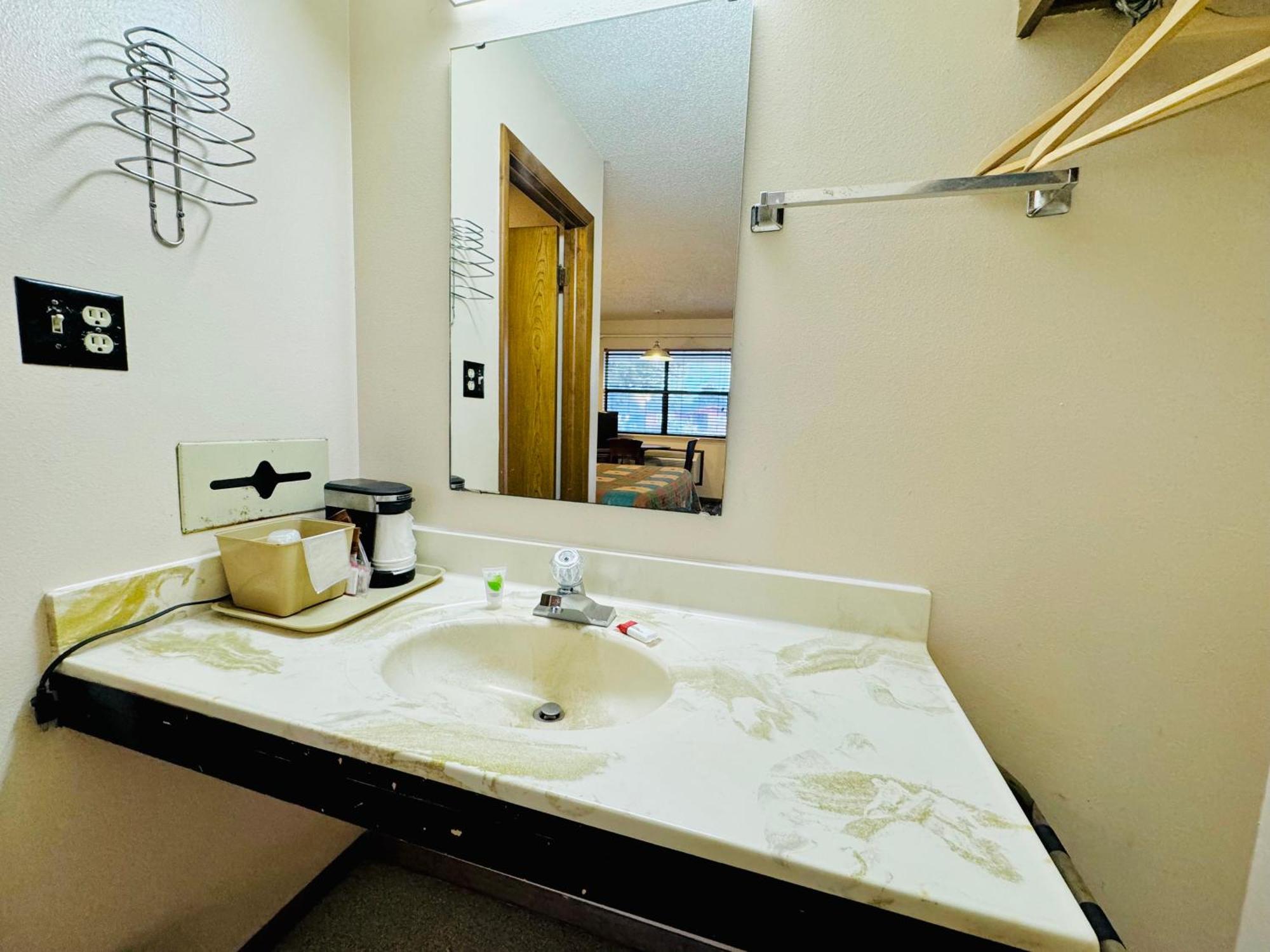 Americas Best Value Inn Jay Ngoại thất bức ảnh